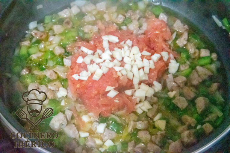 Pimientos rellenos de arroz y secreto de cerdo (13)